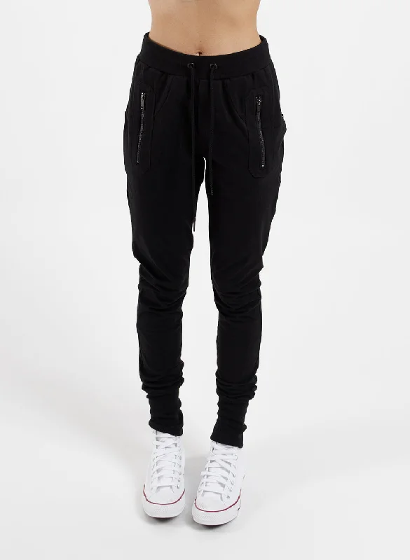 Escape Trackies Black/Black