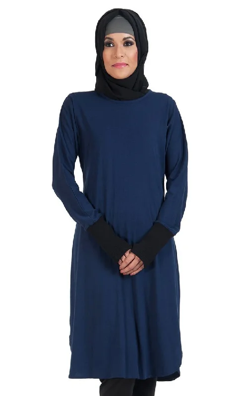 Navy Round Neckline And Contrast Color Cuffed Sleeves Tunic